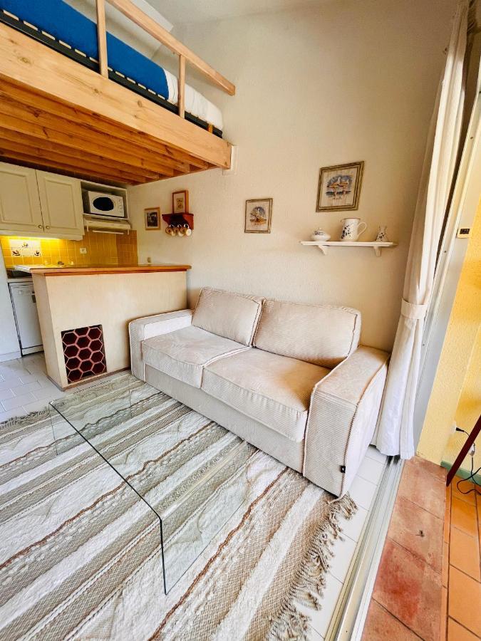 Bel Appartement Avec Mezzanine, Vue Mer Et Piscine Коголин Экстерьер фото